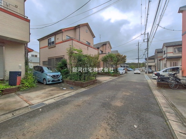 G00399005 千葉県市川市国府台３丁目 中古一戸建て 4300万円 土地面積120.08m² (約36.32坪) 建物面積91.32m² (約27.62坪) 間取り４ＬＤＫ 築年月2006年01月(築20年)【外観3】
