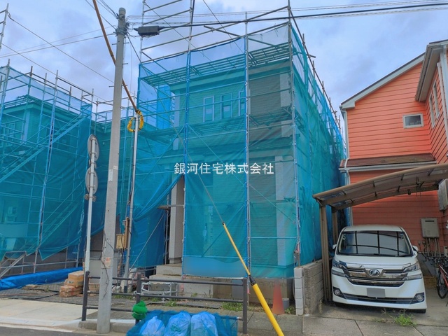 G00399006 千葉県市川市本北方３丁目 新築一戸建て 4990万円 土地面積103.90m² (約31.42坪) 建物面積93.57m² (約28.30坪) 間取り４ＬＤＫ 築年月2026年10月(築１年以内)【外観12】