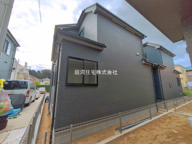 G00399009 千葉県市川市本北方３丁目 新築一戸建て 5590万円 土地面積103.71m² (約31.37坪) 建物面積95.01m² (約28.74坪) 間取り３ＳＬＤＫ 築年月2026年11月【外観11】