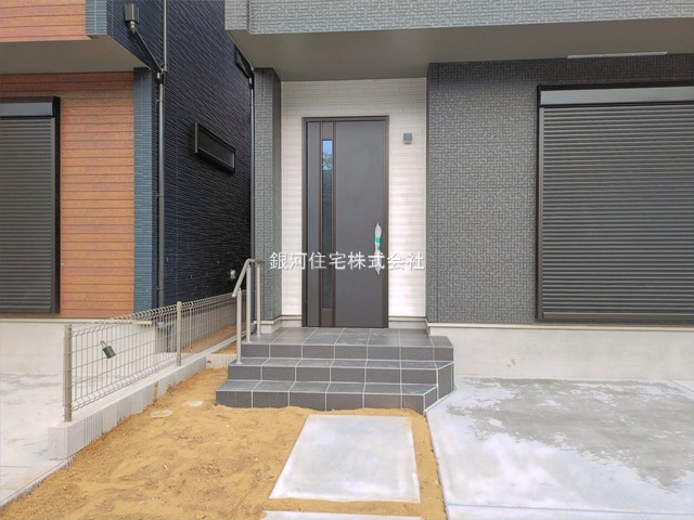 G00399009 千葉県市川市本北方３丁目 新築一戸建て 5590万円 土地面積103.71m² (約31.37坪) 建物面積95.01m² (約28.74坪) 間取り３ＳＬＤＫ 築年月2026年11月【外観13】