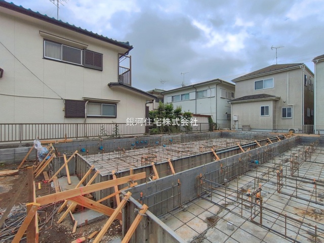 G00399013 千葉県松戸市常盤平６丁目 新築一戸建て 5199万円 土地面積120.87m² (約36.56坪) 建物面積108.88m² (約32.93坪) 間取り４ＬＤＫ 築年月2026年11月【外観12】
