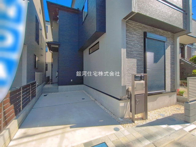 G00399018 埼玉県川口市上青木西４丁目 新築一戸建て 4780万円 土地面積84.97m² (約25.70坪) 建物面積93.55m² (約28.29坪) 間取り３ＬＤＫ 築年月2026年08月(築１年以内)【外観9】