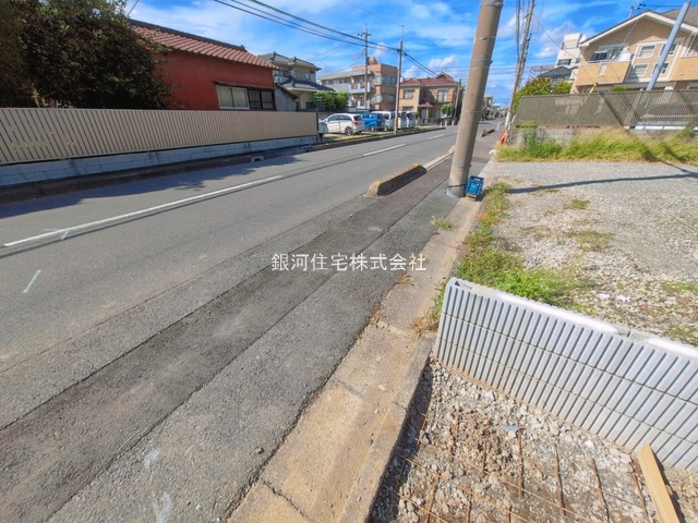 G00399020 埼玉県川口市上青木西４丁目 新築一戸建て 4280万円 土地面積74.25m² (約22.46坪) 建物面積97.39m² (約29.46坪) 間取り３ＬＤＫ 築年月2026年10月(築１年以内)【外観6】