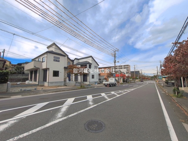 G00399026 神奈川県横浜市栄区野七里１丁目 新築一戸建て 5880万円 土地面積174.69m² (約52.84坪) 建物面積104.12m² (約31.49坪) 間取り４ＬＤＫ 築年月2026年10月(築１年以内)【外観6】