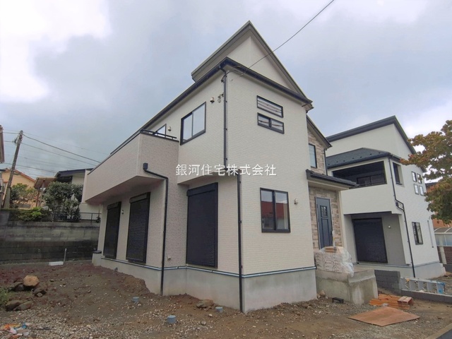 G00399026 神奈川県横浜市栄区野七里１丁目 新築一戸建て 5880万円 土地面積174.69m² (約52.84坪) 建物面積104.12m² (約31.49坪) 間取り４ＬＤＫ 築年月2026年10月(築１年以内)【外観7】