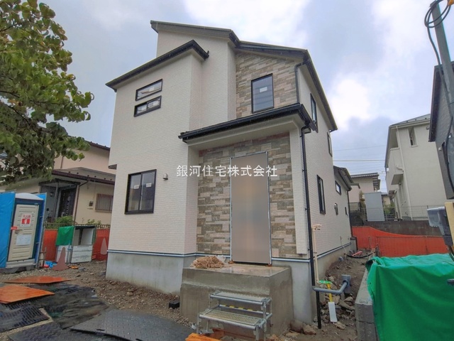 G00399026 神奈川県横浜市栄区野七里１丁目 新築一戸建て 5880万円 土地面積174.69m² (約52.84坪) 建物面積104.12m² (約31.49坪) 間取り４ＬＤＫ 築年月2026年10月(築１年以内)【外観10】
