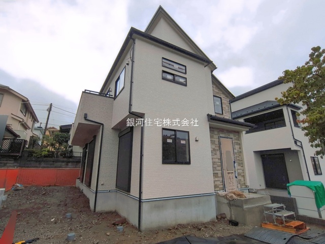 G00399026 神奈川県横浜市栄区野七里１丁目 新築一戸建て 5880万円 土地面積174.69m² (約52.84坪) 建物面積104.12m² (約31.49坪) 間取り４ＬＤＫ 築年月2026年10月(築１年以内)【外観11】