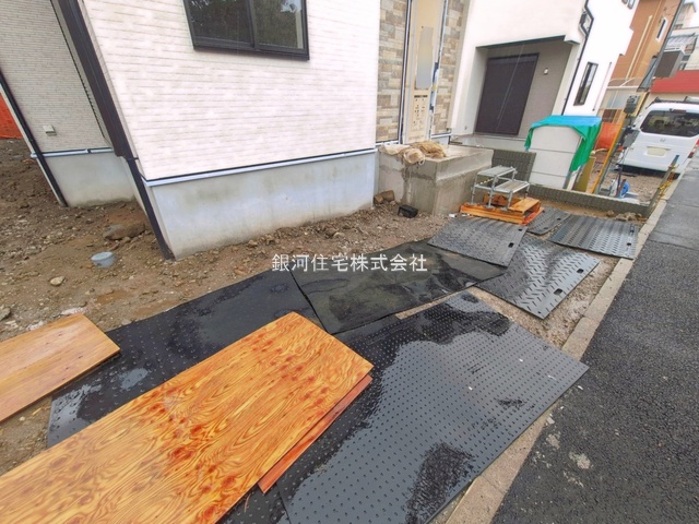 G00399026 神奈川県横浜市栄区野七里１丁目 新築一戸建て 5880万円 土地面積174.69m² (約52.84坪) 建物面積104.12m² (約31.49坪) 間取り４ＬＤＫ 築年月2026年10月(築１年以内)【外観18】