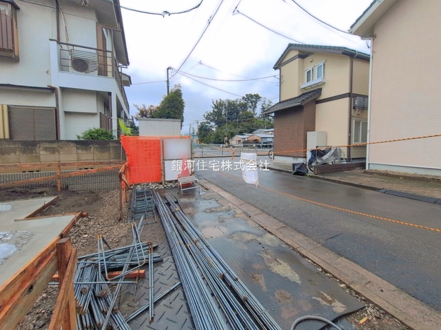 G00399039 東京都国分寺市西恋ヶ窪４丁目 新築一戸建て 6980万円 土地面積96.44m² (約29.17坪) 建物面積76.94m² (約23.27坪) 間取り３ＬＤＫ 築年月2026年12月【外観8】
