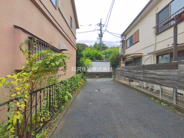 G00399040 神奈川県川崎市麻生区千代ヶ丘６丁目 新築一戸建て 4680万円 土地面積108.38m² (約32.78坪) 建物面積93.57m² (約28.30坪) 築年月2026年12月【外観10】