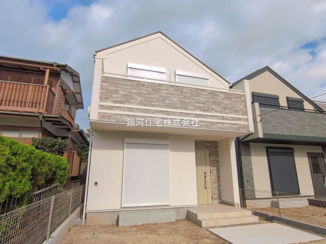 G00399262 神奈川県横浜市磯子区洋光台３丁目 新築一戸建て 7998万円 土地面積171.99m² (約52.02坪) 建物面積102.68m² (約31.06坪) 間取り４ＬＤＫ 築年月2026年10月(築１年以内)【外観8】