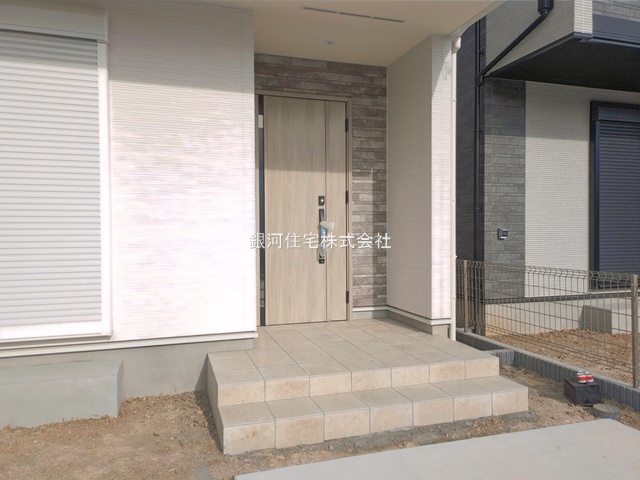 G00399262 神奈川県横浜市磯子区洋光台３丁目 新築一戸建て 7998万円 土地面積171.99m² (約52.02坪) 建物面積102.68m² (約31.06坪) 間取り４ＬＤＫ 築年月2026年10月(築１年以内)【外観12】