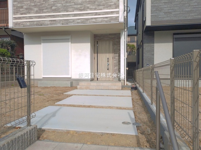 G00399262 神奈川県横浜市磯子区洋光台３丁目 新築一戸建て 7998万円 土地面積171.99m² (約52.02坪) 建物面積102.68m² (約31.06坪) 間取り４ＬＤＫ 築年月2026年10月(築１年以内)【外観13】