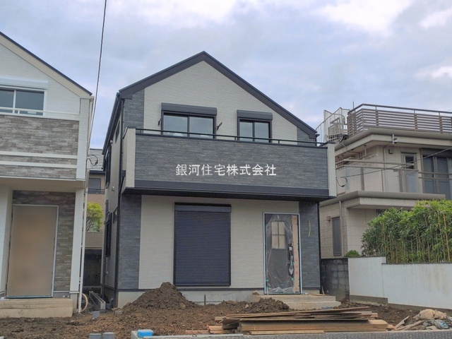 G00399263 神奈川県横浜市磯子区洋光台３丁目 新築一戸建て 8198万円 土地面積172.28m² (約52.11坪) 建物面積102.26m² (約30.93坪) 間取り４ＬＤＫ 築年月2026年10月(築１年以内)【外観4】