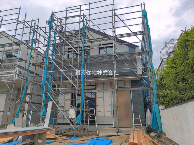 G00399263 神奈川県横浜市磯子区洋光台３丁目 新築一戸建て 8198万円 土地面積172.28m² (約52.11坪) 建物面積102.26m² (約30.93坪) 間取り４ＬＤＫ 築年月2026年10月(築１年以内)【外観10】