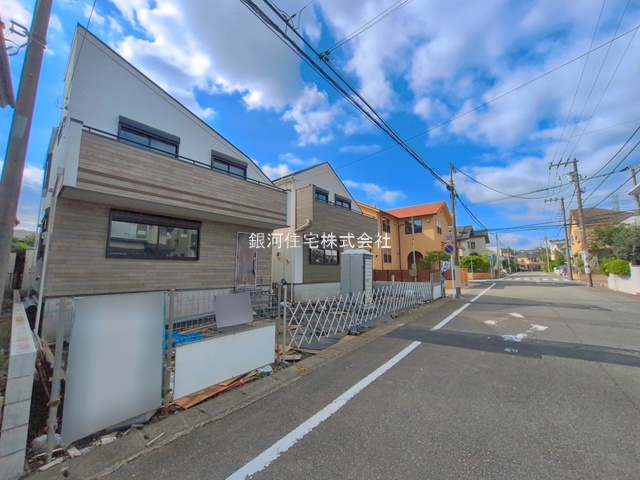 G00399268 神奈川県横浜市旭区南希望が丘 新築一戸建て 6098万円 土地面積110.12m² (約33.31坪) 建物面積98.54m² (約29.80坪) 間取り３ＳＬＤＫ 築年月2026年10月(築１年以内)【外観6】