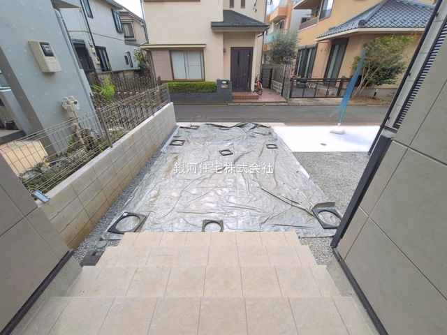 G00399583 東京都練馬区石神井台３丁目 新築一戸建て 1億999万円 土地面積130.96m² (約39.61坪) 建物面積127.09m² (約38.44坪) 築年月2026年09月(築１年以内)【外観7】