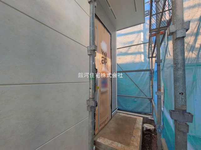 G00399585 神奈川県相模原市南区東大沼４丁目 新築一戸建て 5290万円 土地面積120.03m² (約36.30坪) 建物面積100.20m² (約30.31坪) 間取り４ＬＤＫ 築年月2026年10月(築１年以内)【外観5】