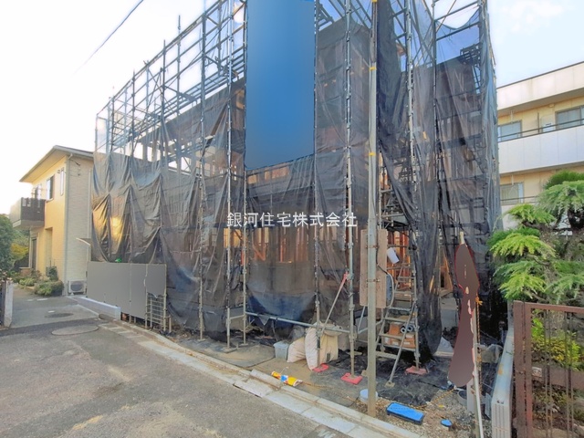 G00399586 埼玉県桶川市末広３丁目 新築一戸建て 3998万円 土地面積100.42m² (約30.37坪) 建物面積109.92m² (約33.25坪) 間取り３ＬＤＫ 築年月2026年12月