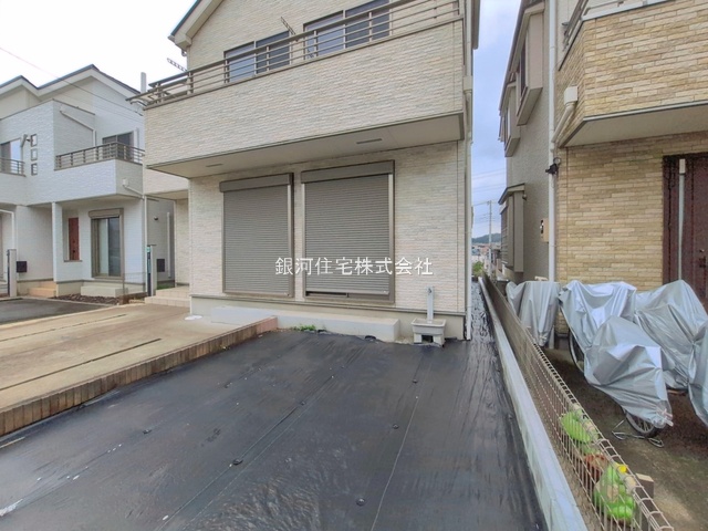 G00399588 東京都八王子市大谷町 中古一戸建て 3480万円 土地面積125.75m² (約38.03坪) 建物面積100.34m² (約30.35坪) 間取り４ＬＤＫ 築年月2010年12月(築15年)【外観4】